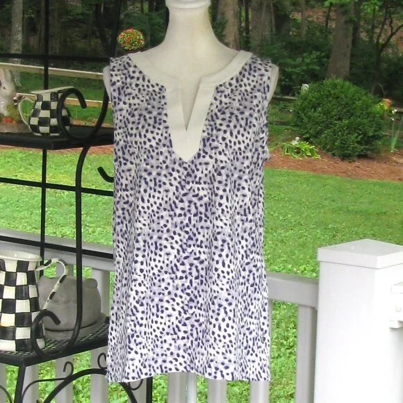 Tommy Bahama women Island Zone Aubrey Leopard shirt UPF sleeveless top Large - Picture 3 of 7